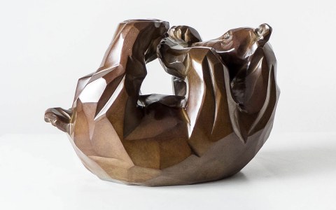 Ourson boule version facettes, sculpture de Philippe Gueguen