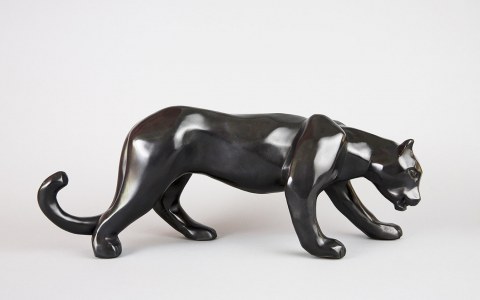 Panthère version lisse, sculpture de Philippe Gueguen